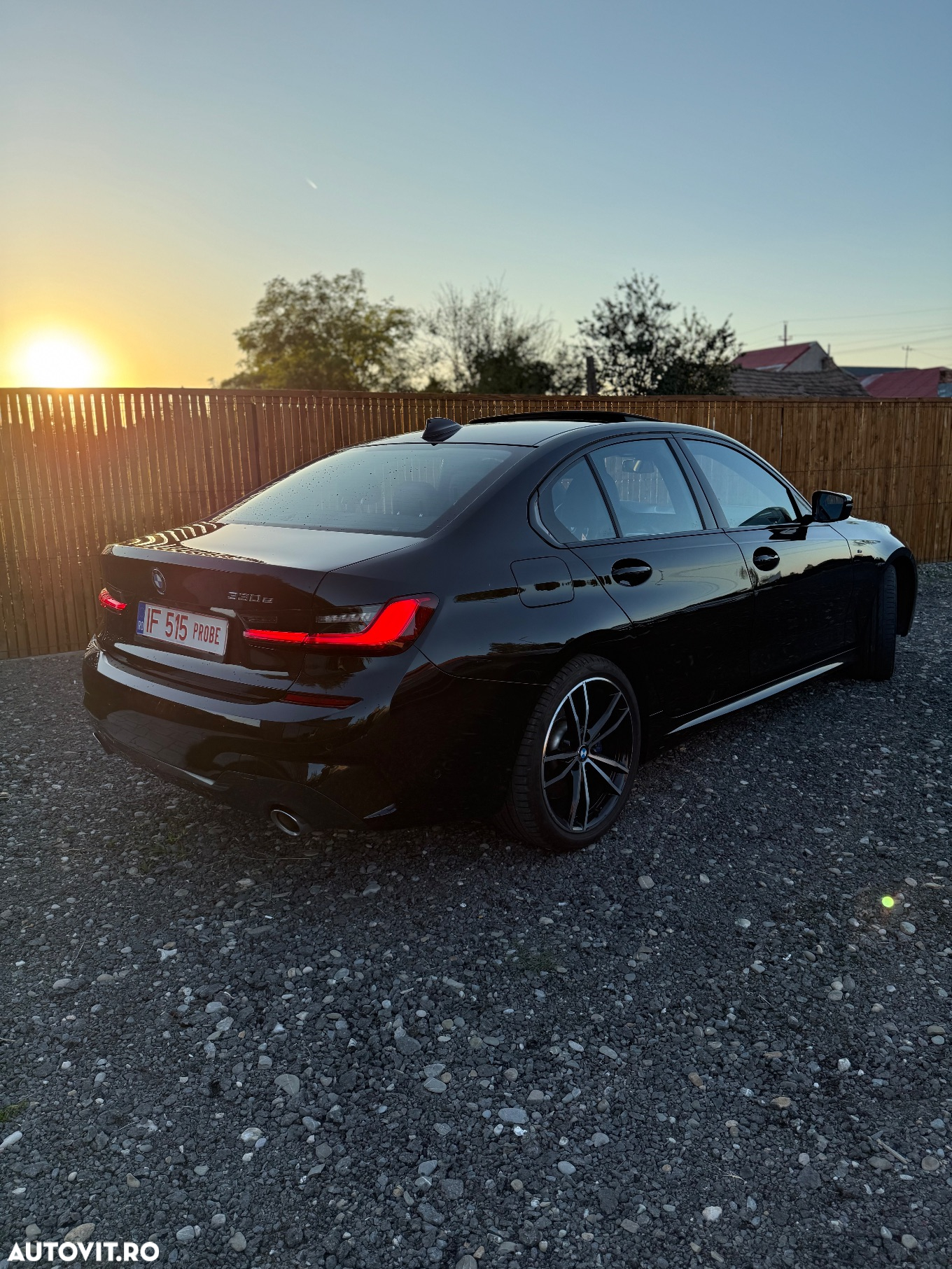 BMW Seria 3 330e Aut. M Sport - 27