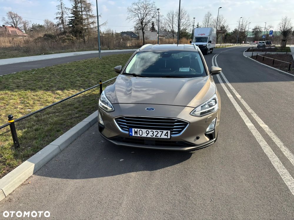 Ford Focus SW 1.0 EcoBoost S&S Business Edition - 4