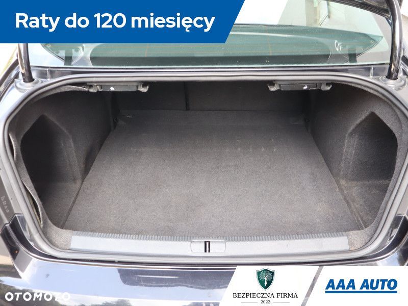 Volkswagen Passat - 15