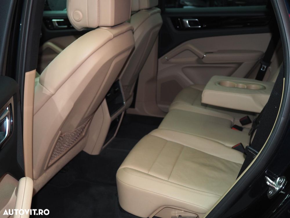 Porsche Cayenne E-Hybrid Tiptronic S - 23