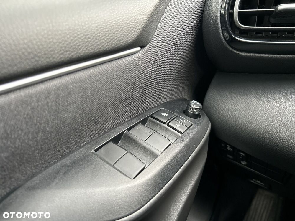 Toyota Yaris Hybrid 1.5 Style - 21