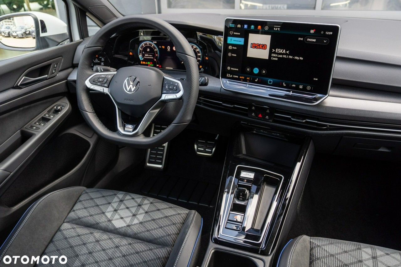 Volkswagen Golf - 19