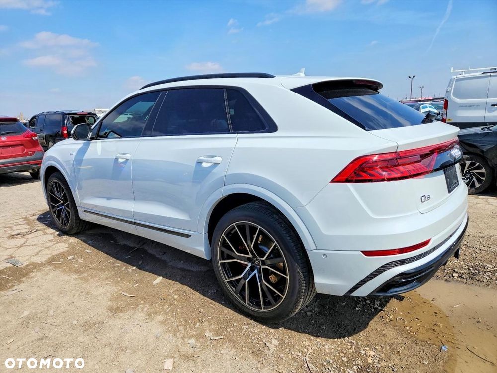 Audi Q8 - 5