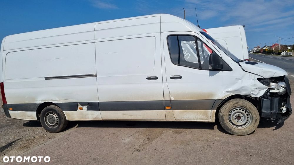 Mercedes-Benz Sprinter - 3