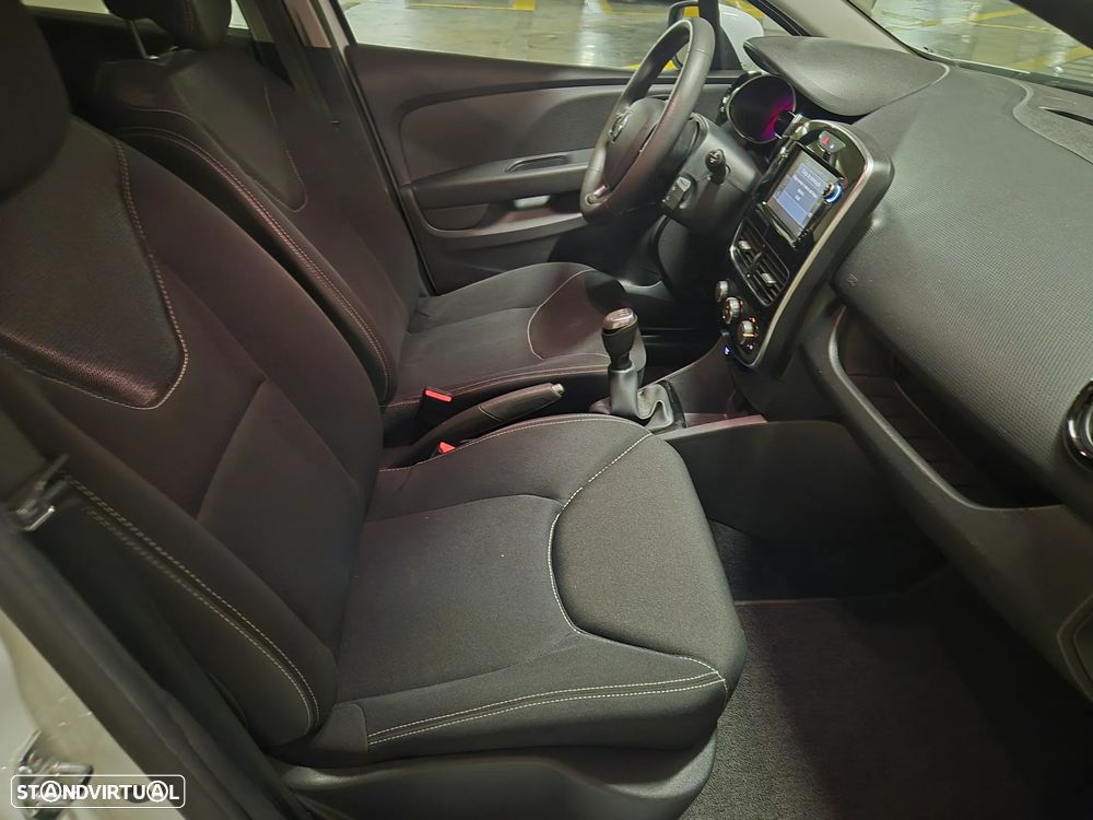 Renault Clio Sport Tourer 0.9 TCE Confort - 29