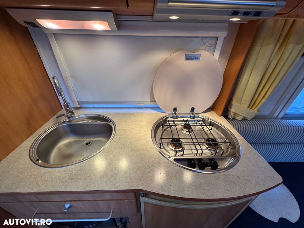 Hymer-Eriba Nova 470 montana - 12
