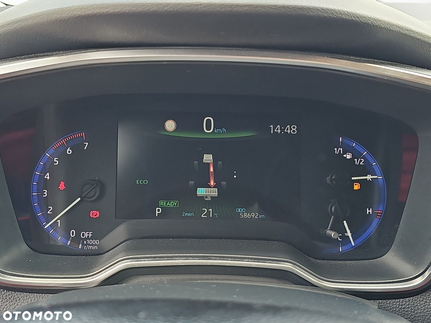 Toyota Corolla - 13