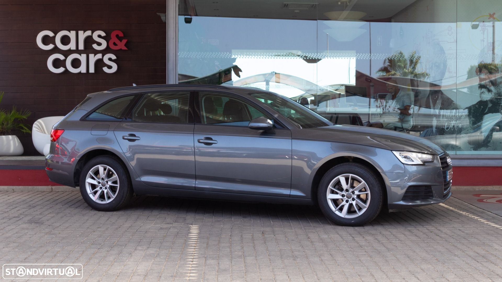 Audi A4 Avant 2.0 TDI - 1