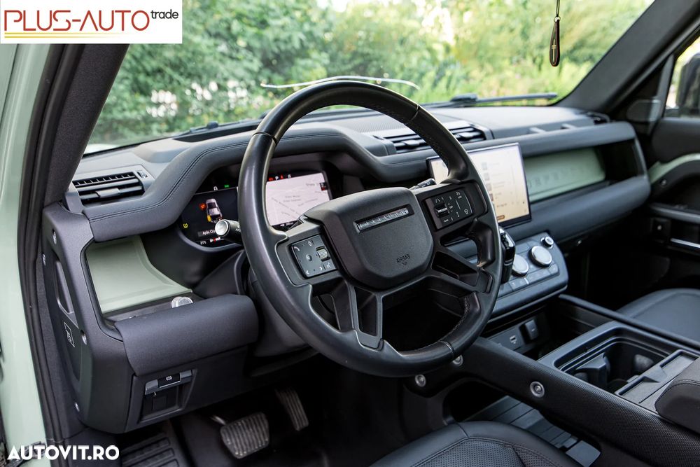 Land Rover Defender - 20