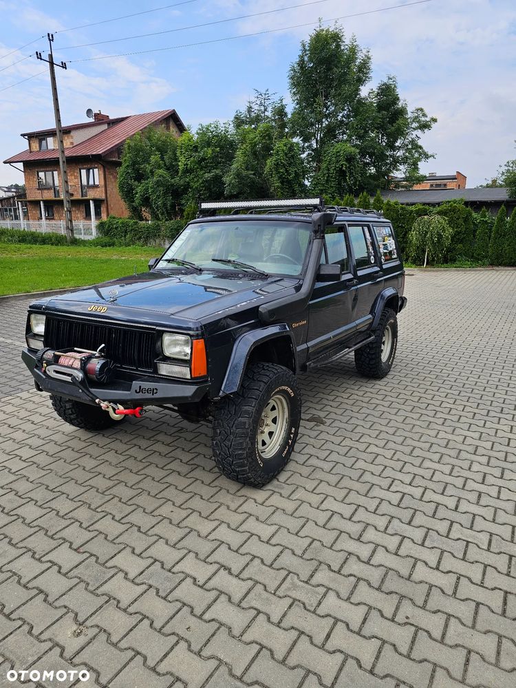 Jeep Cherokee 4.0 Limited - 1