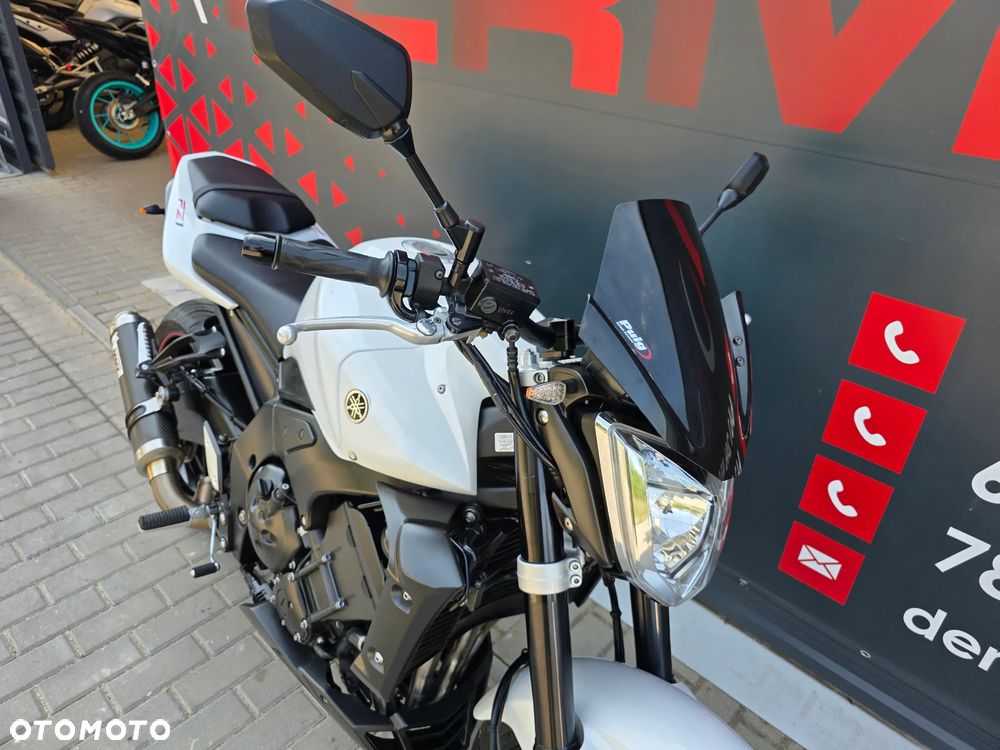 Yamaha FZ - 14