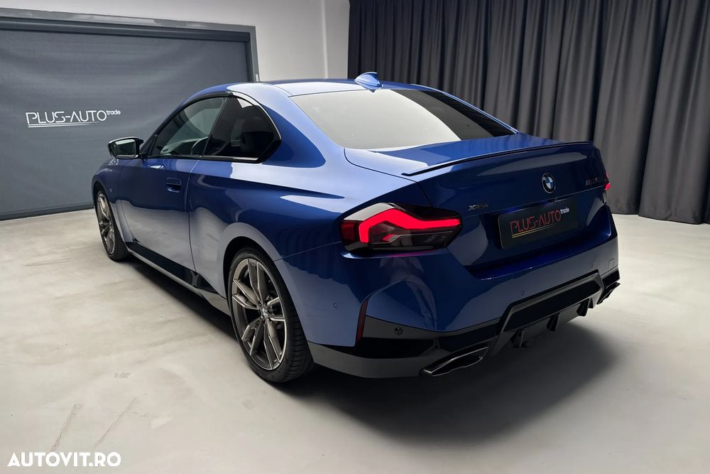 BMW M2 M240i xDrive - 9
