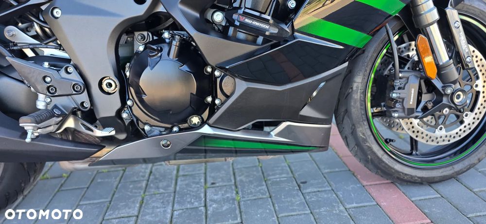 Kawasaki Ninja 1000 SX - 14