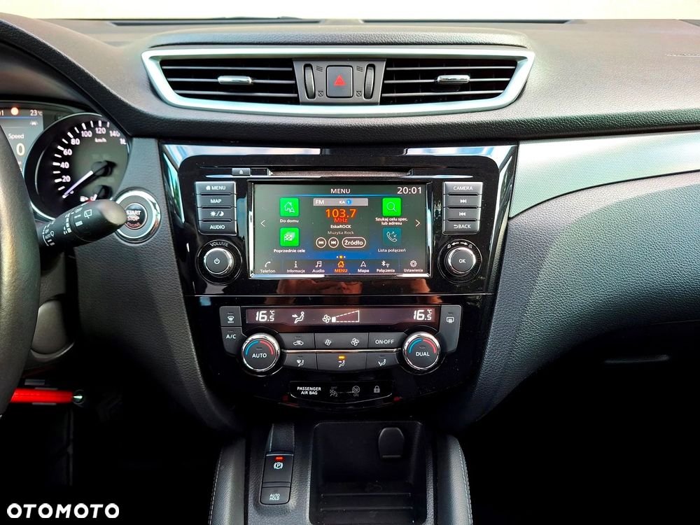 Nissan Qashqai 1.3 DIG-T N-Connecta - 30