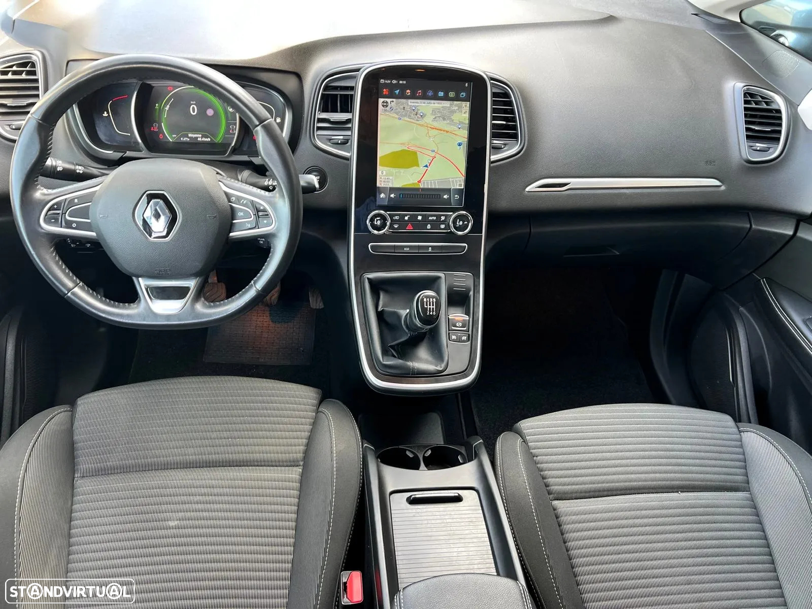 Renault Grand Scénic 1.5 dCi Expression SS - 6