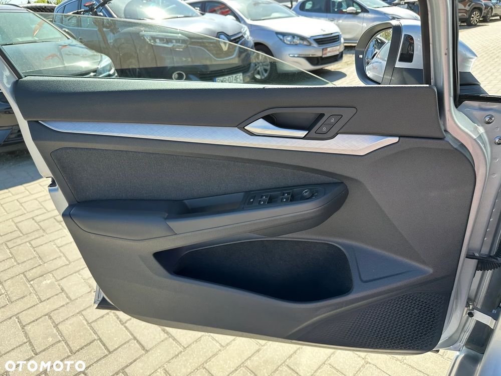 Volkswagen Golf Variant - 20