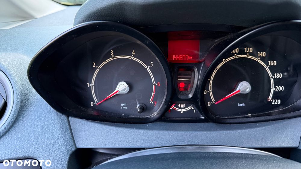 Ford Fiesta 1.25 Ambiente - 10