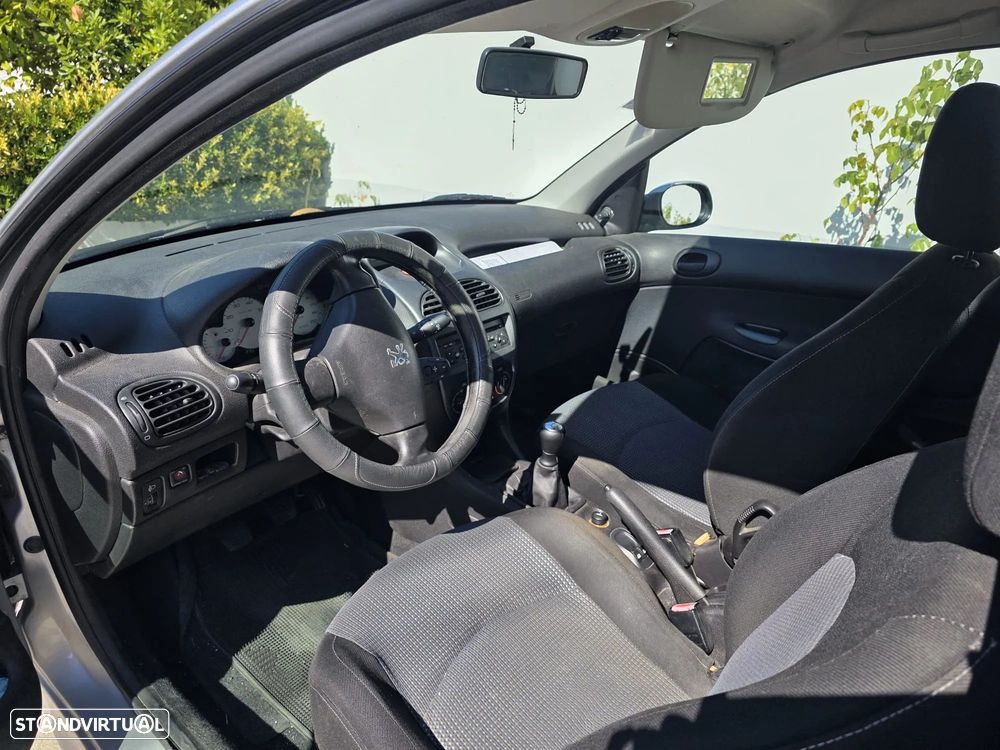 Peugeot 206 1.1 Color Line - 2