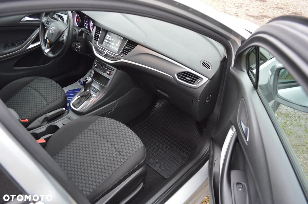 Opel Astra 1.4 T Enjoy S&S - 16