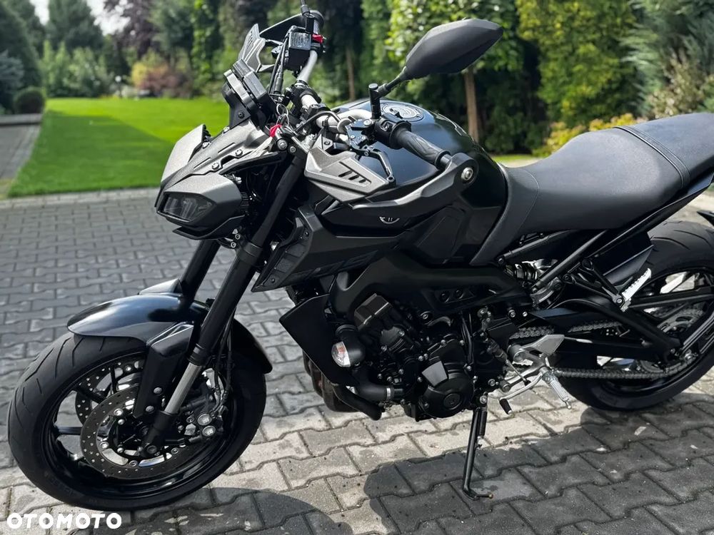 Yamaha MT - 3