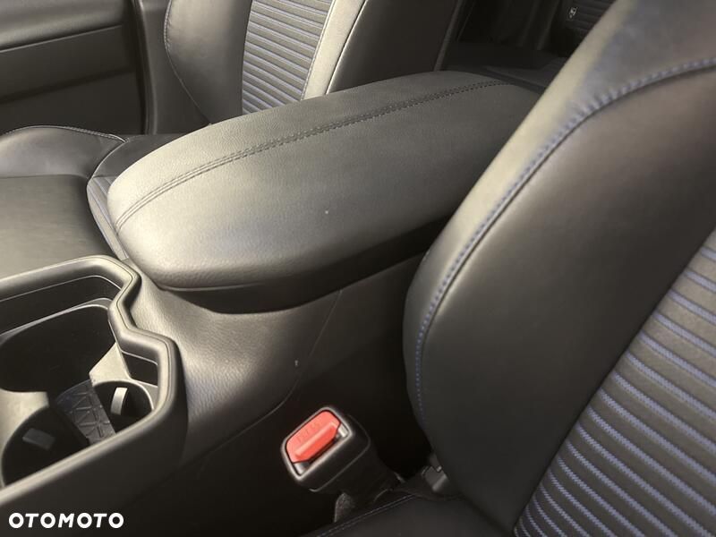 Toyota RAV4 2.5 Hybrid Selection 4x4 - 19