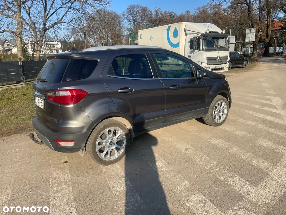 Ford EcoSport - 11