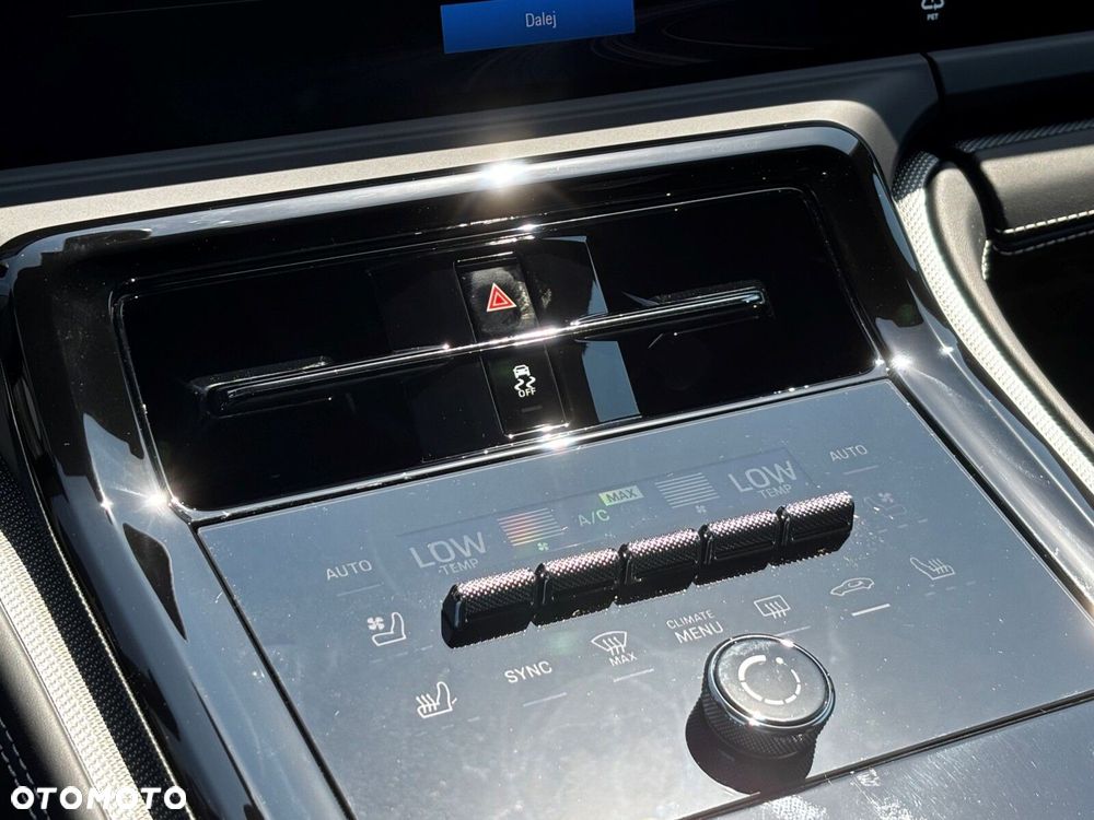 Porsche Panamera - 27