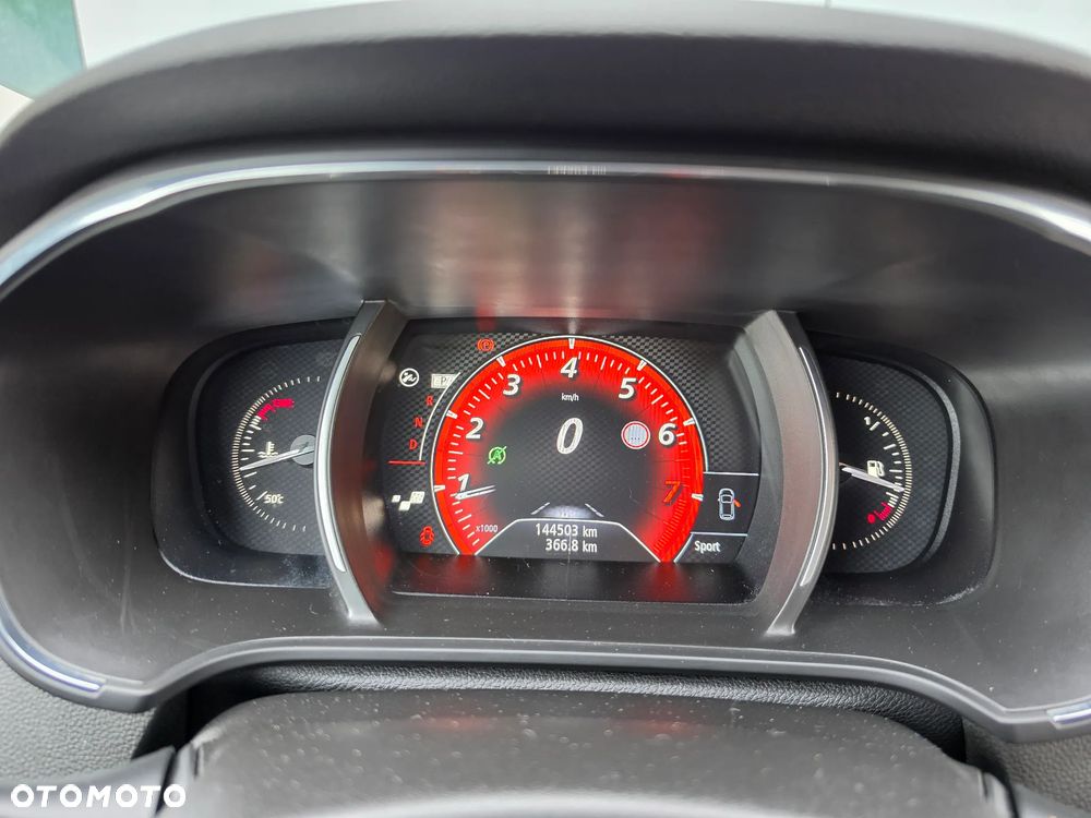 Renault Megane 1.6 TCe GT EDC - 8
