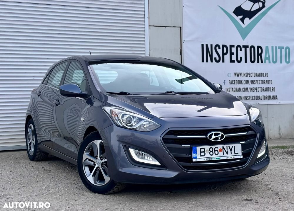 Hyundai i30 blue 1.4 Trend - 9