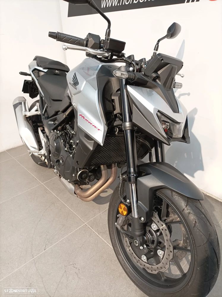 Honda CB 750 HORNET - 4