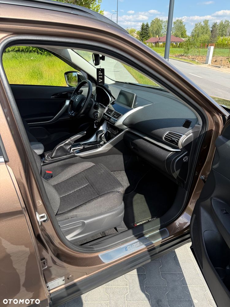 Mitsubishi Eclipse Cross 1.5 T-MIVEC (ClearTec) CVT 2WD Active - 35