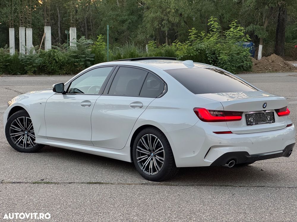 BMW Seria 3 318d Aut. M Sport - 9
