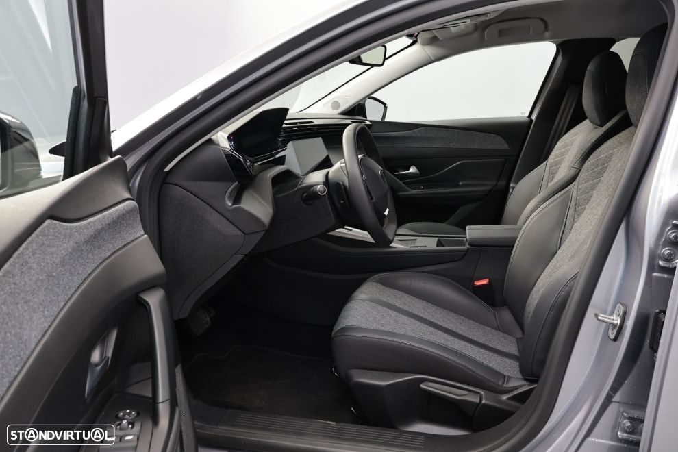 Peugeot 408 1.6 Hybrid Allure e-EAT8 - 24