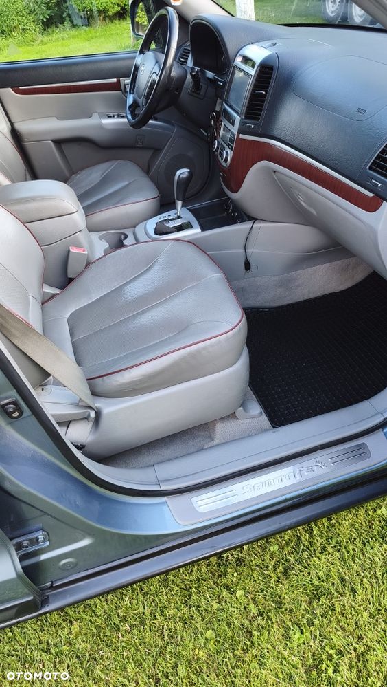 Hyundai Santa Fe - 8