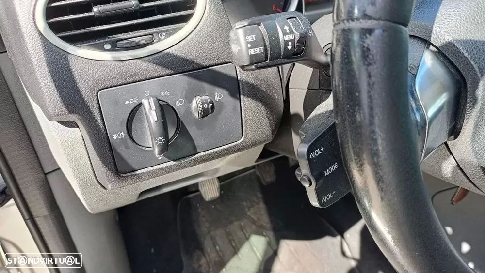 Ford Focus 1.6 TDCi Sport - 10