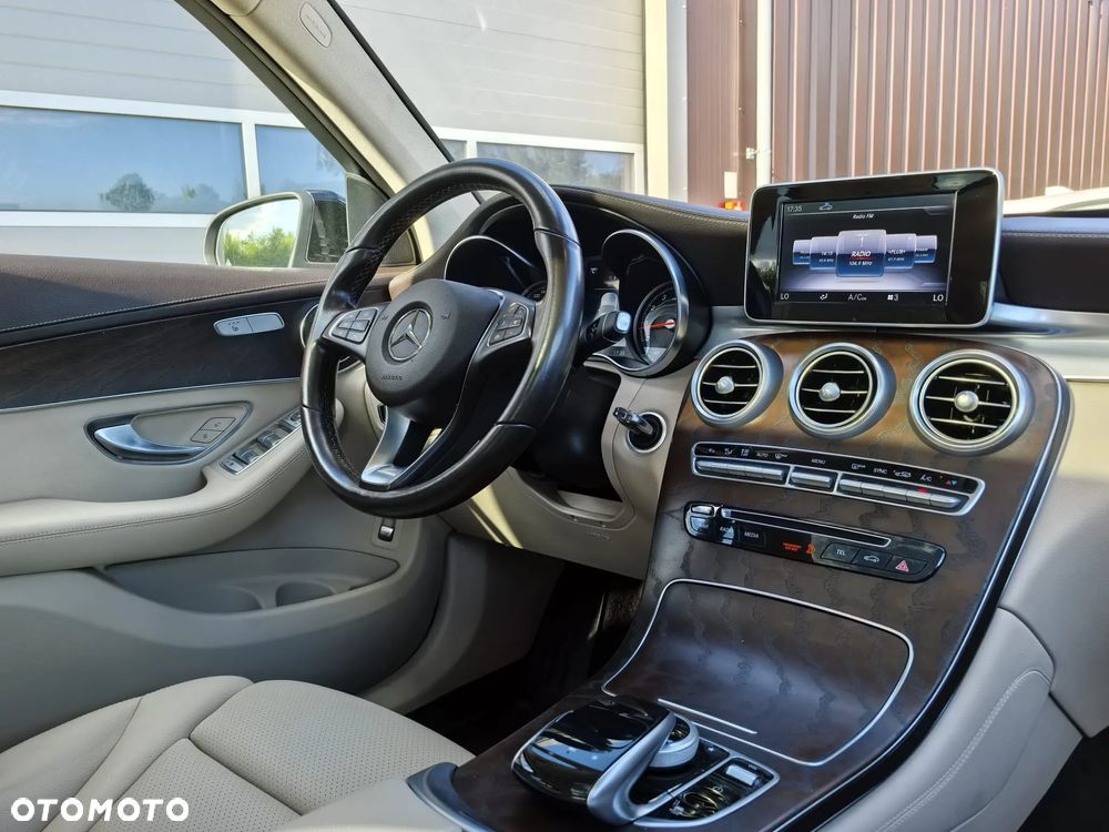 Mercedes-Benz GLC - 1
