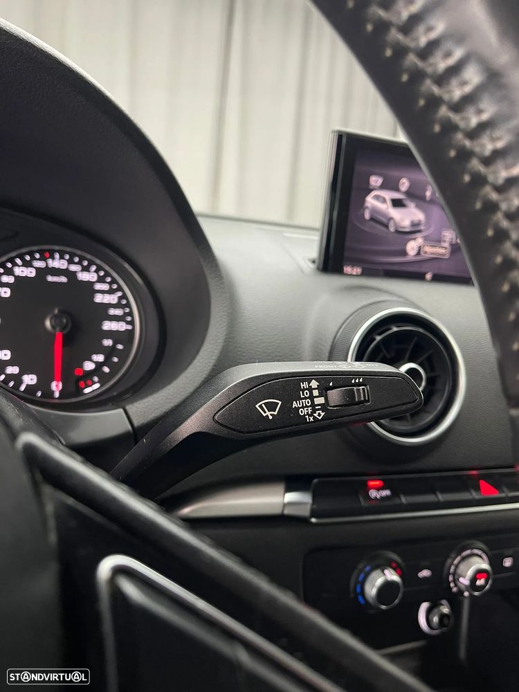 Audi A3 Sportback 1.6 TDI Design - 19