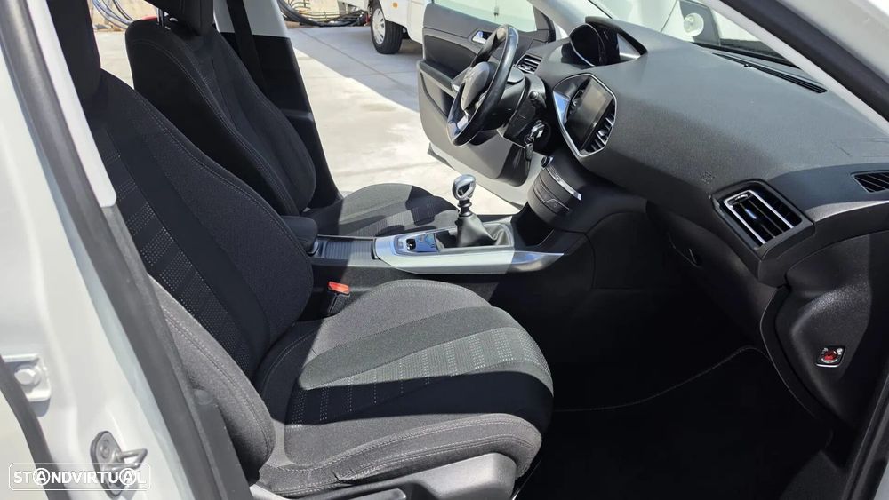 Peugeot 308 SW 1.6 BlueHDi Style - 8