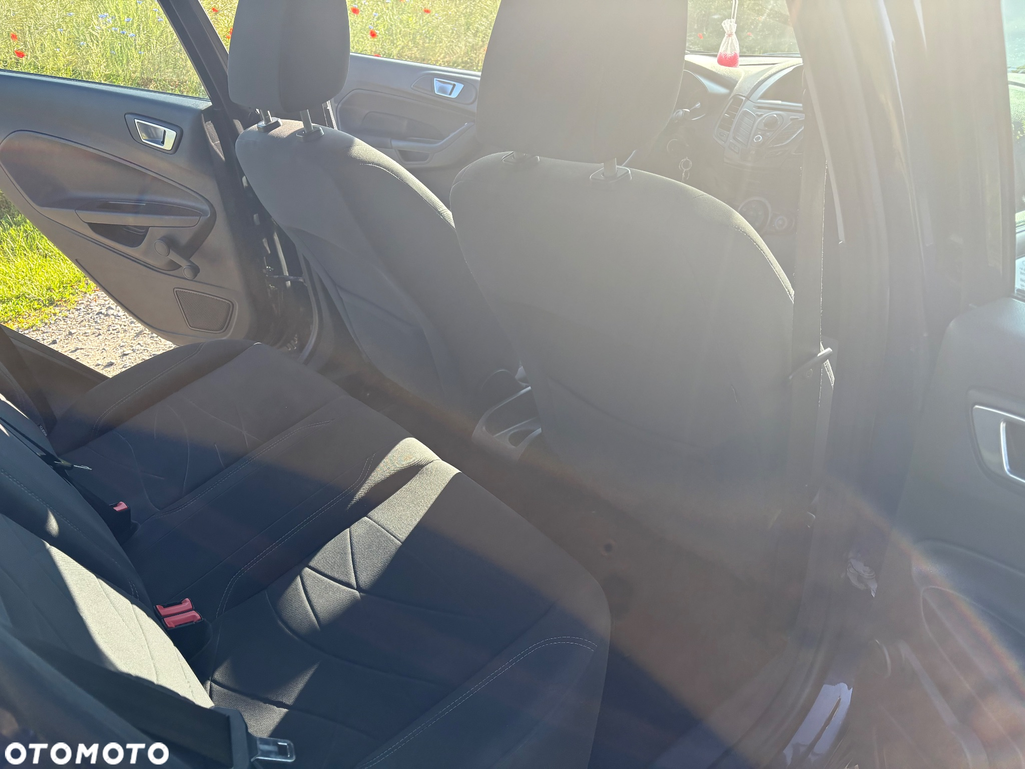 Ford Fiesta 1.5 TDCi Ambiente - 5