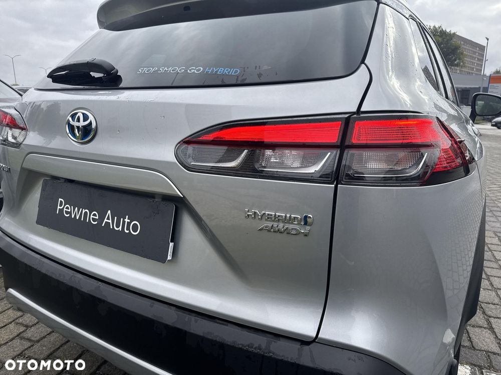 Toyota Corolla Cross 2.0 Hybrid Executive AWD - 9