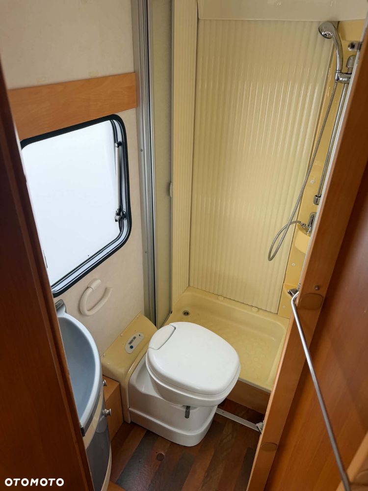 Ford Transit Sunlight Capron - 8