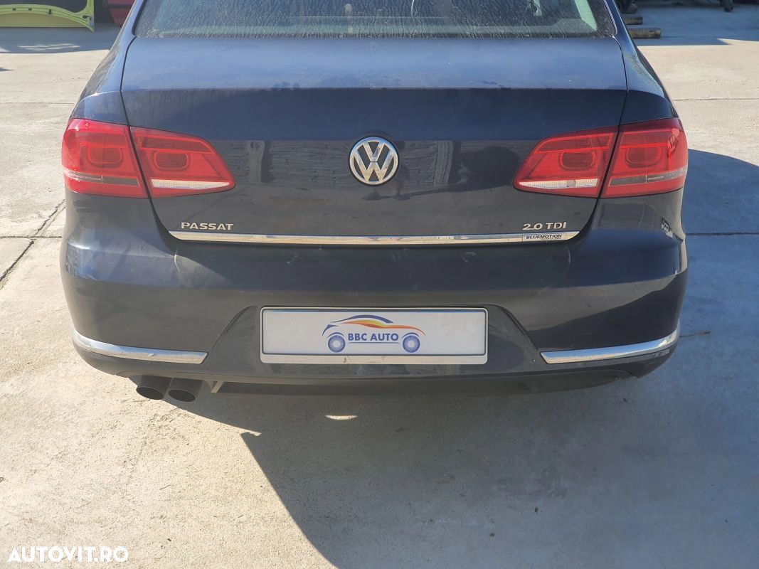 BARA SPATE VW PASSAT B7 BERLINA CU SENZORI - 1