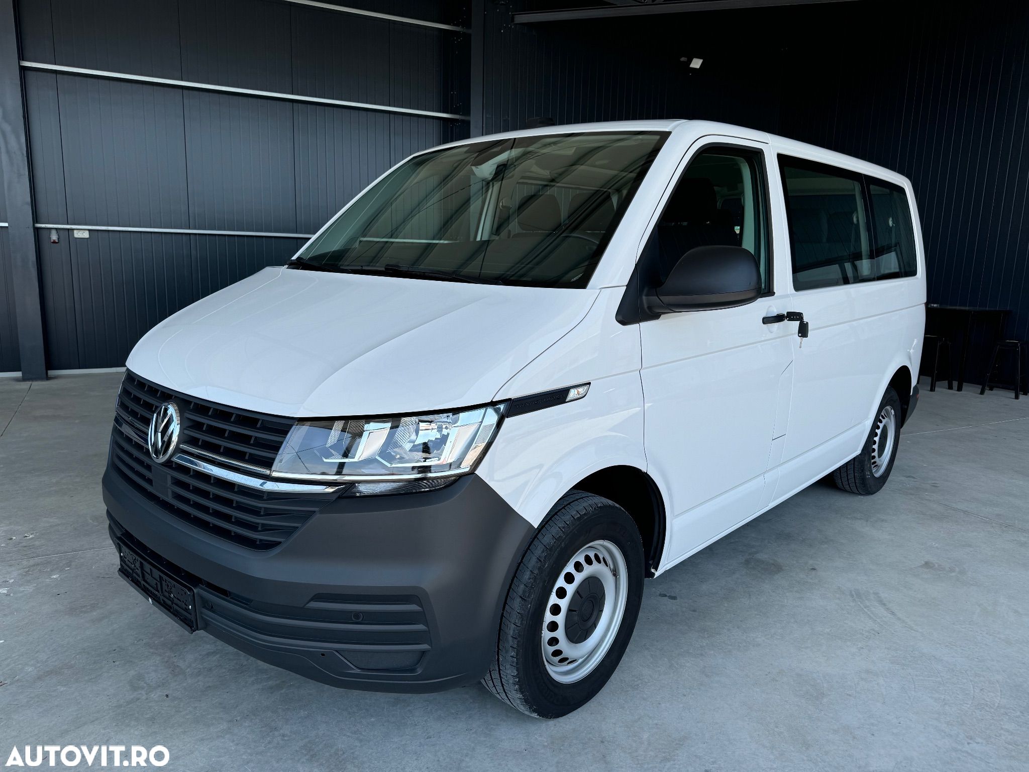 Volkswagen Transporter Kombi T6.1 2.0 TDI 81 kW KR - 1
