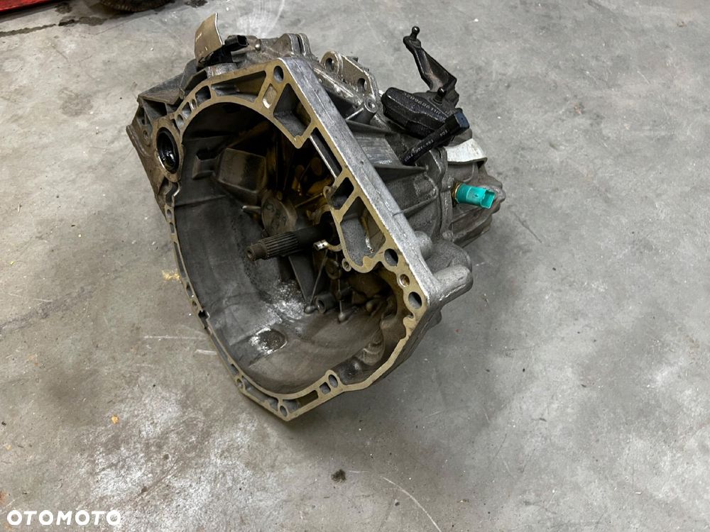 SKRZYNIA BIEGÓW MANUALNA CMTL4 RENAULT KADJAR MEGANE IV 1.2 TCE - 3