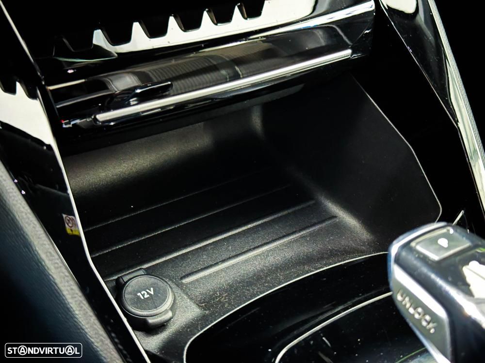 Peugeot e-208 50 kWh GT Pack - 51