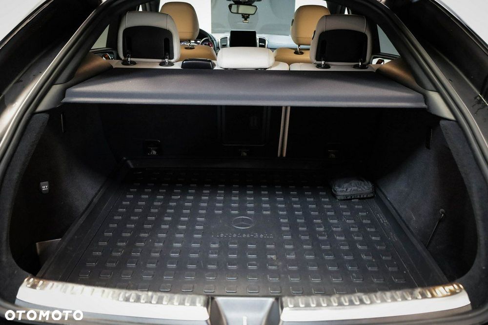 Mercedes-Benz GLE - 13