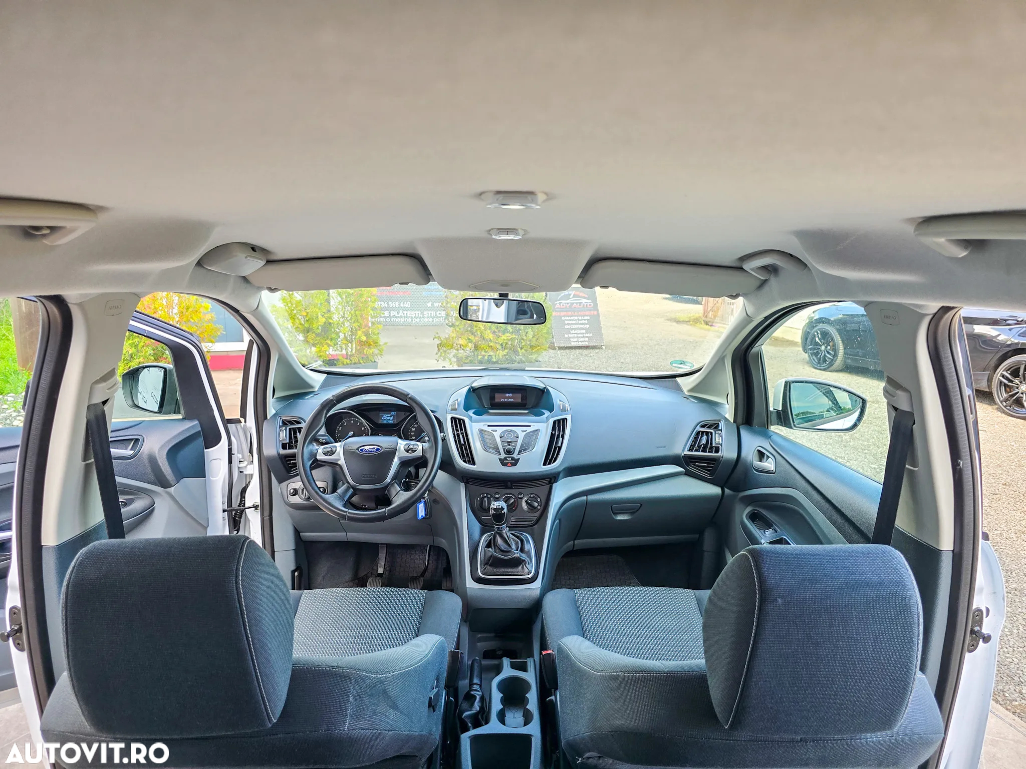 Ford Grand C-Max - 9