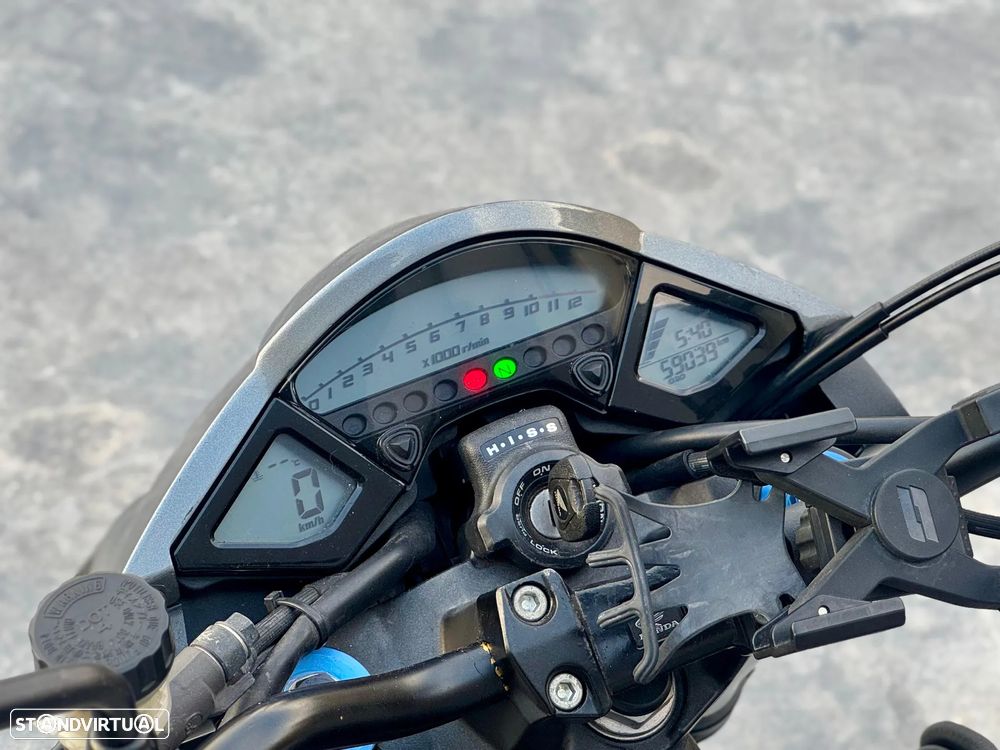 Honda CB 1000r - 13