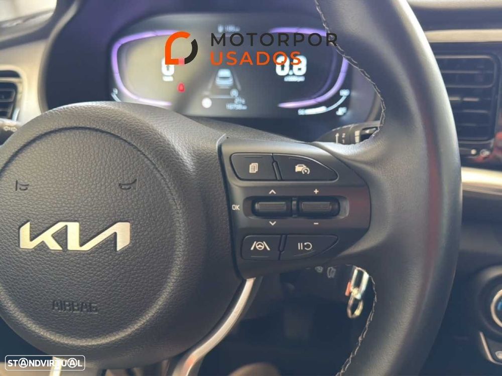 Kia Stonic 1.2 Dynamic — fotografia 15