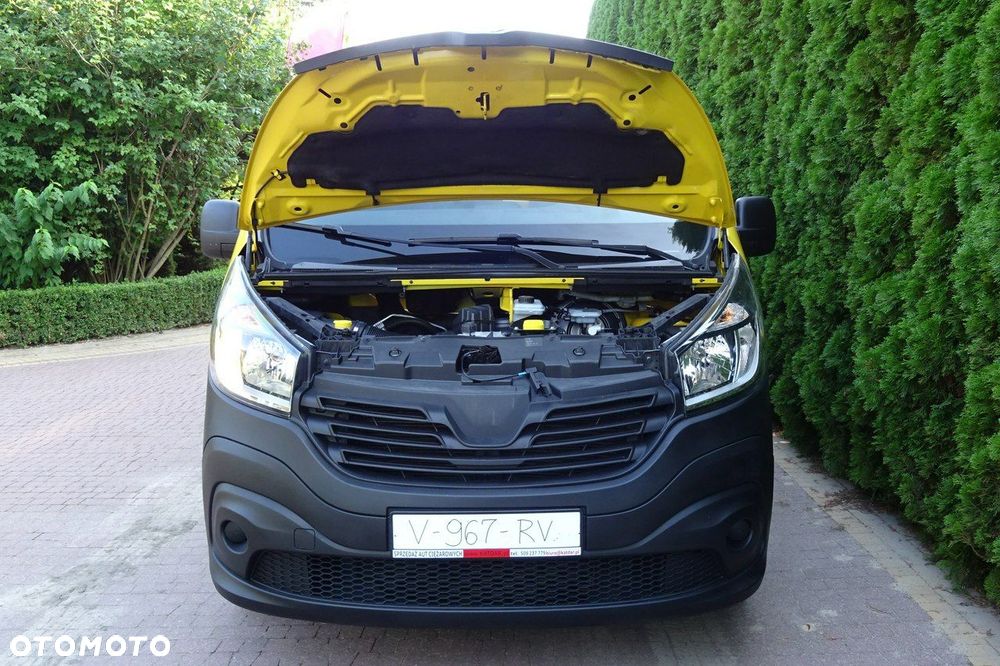 Renault Trafic - 19